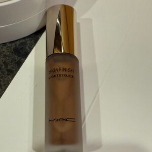 MAC Cosmetics Skinfinish Lightstruck Highlighter - Bronze Glow